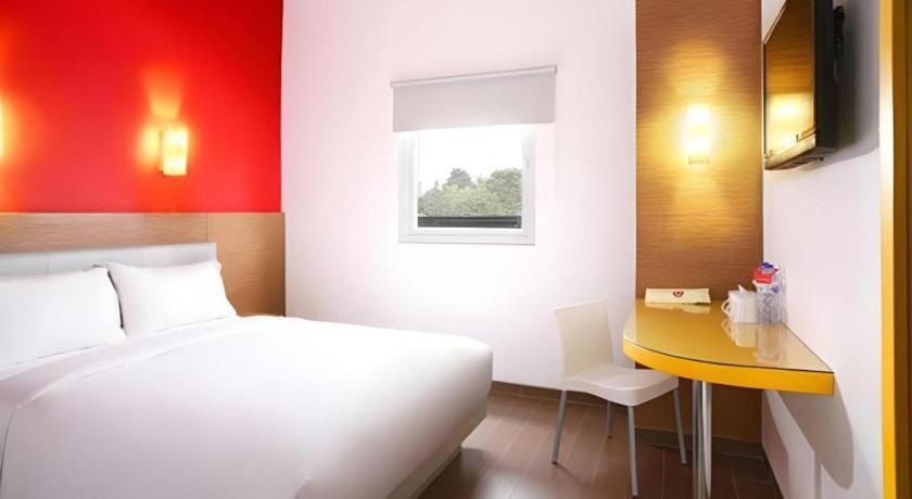 Amaris Hotel La Codefin Kemang Jakarta Kültér fotó